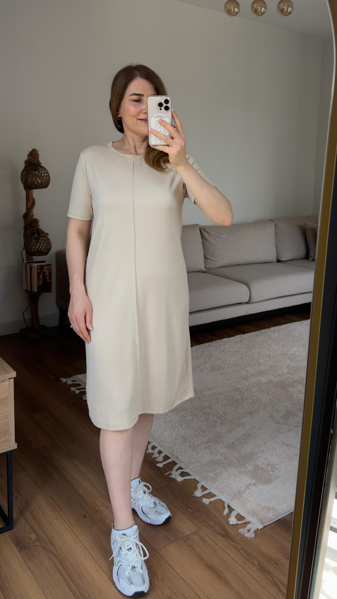 Minimal Bej Basic Elbise