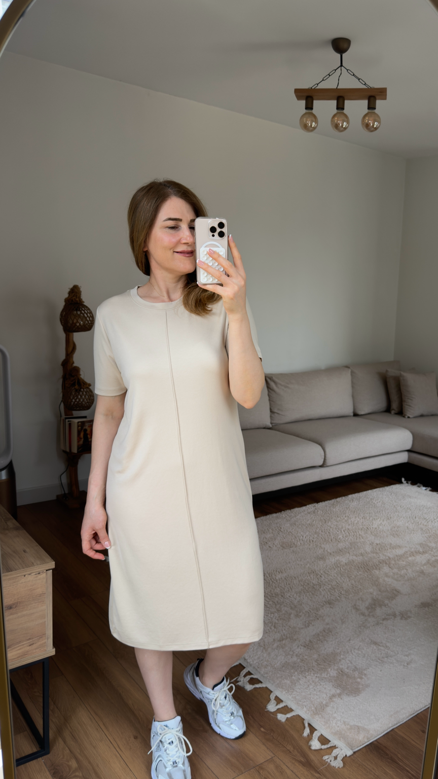 Minimal Bej Basic Elbise