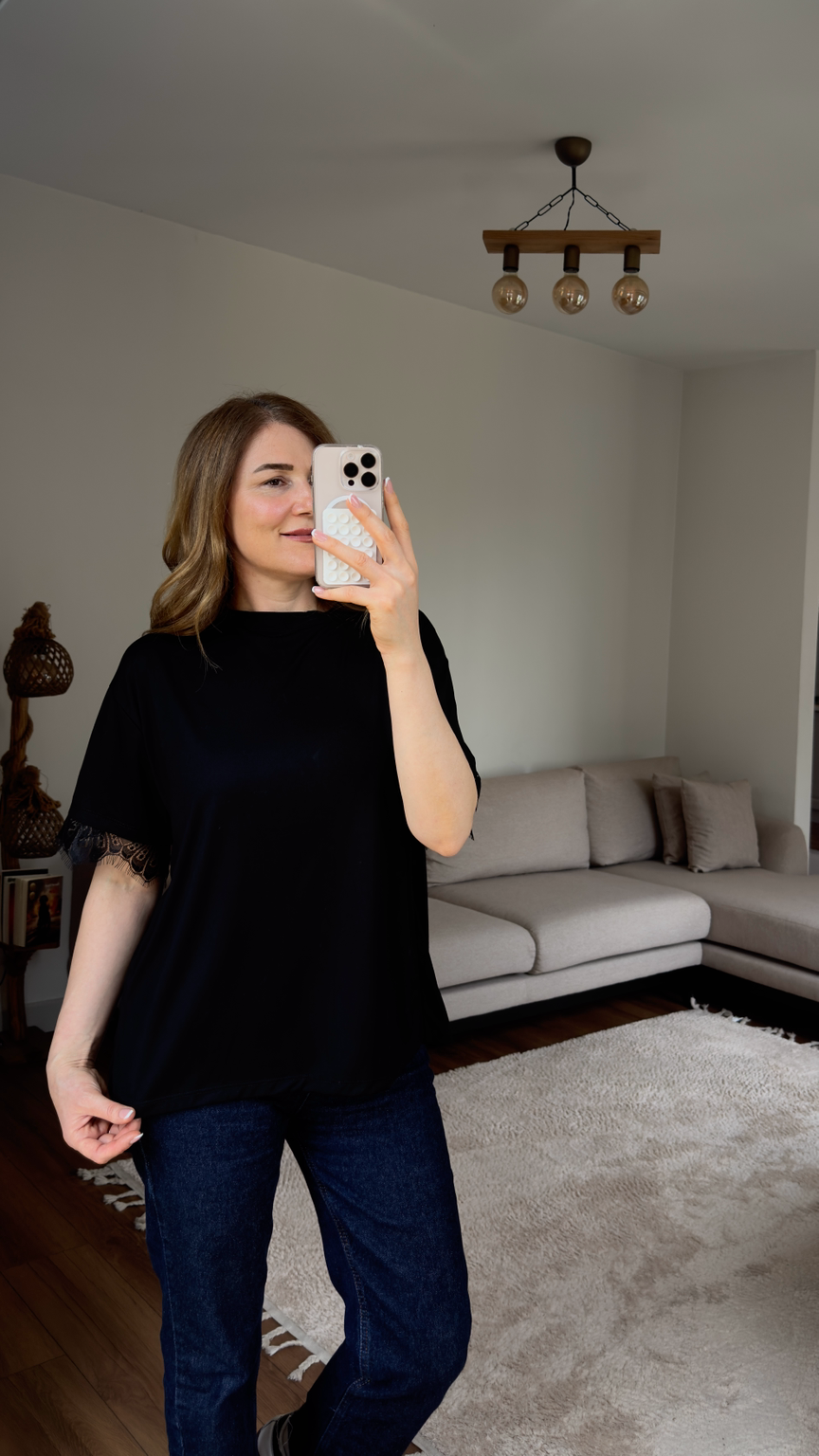 Dantel Detaylı Açık Sırt ,Siyah Bluz