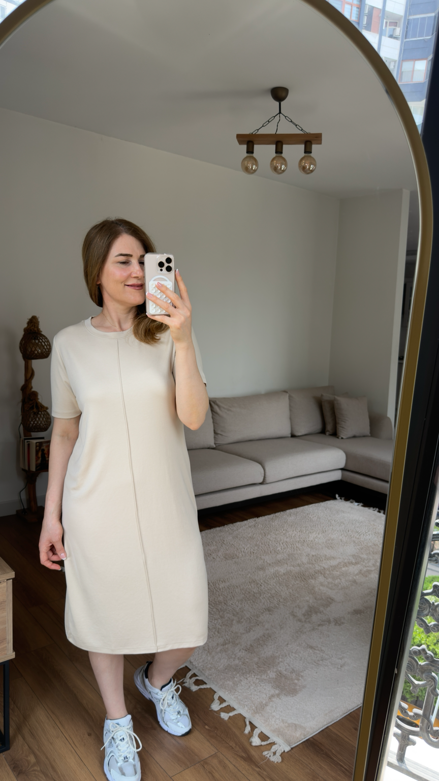 Minimal Bej Basic Elbise