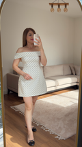 Audrey Omuz Detaylı Elbise