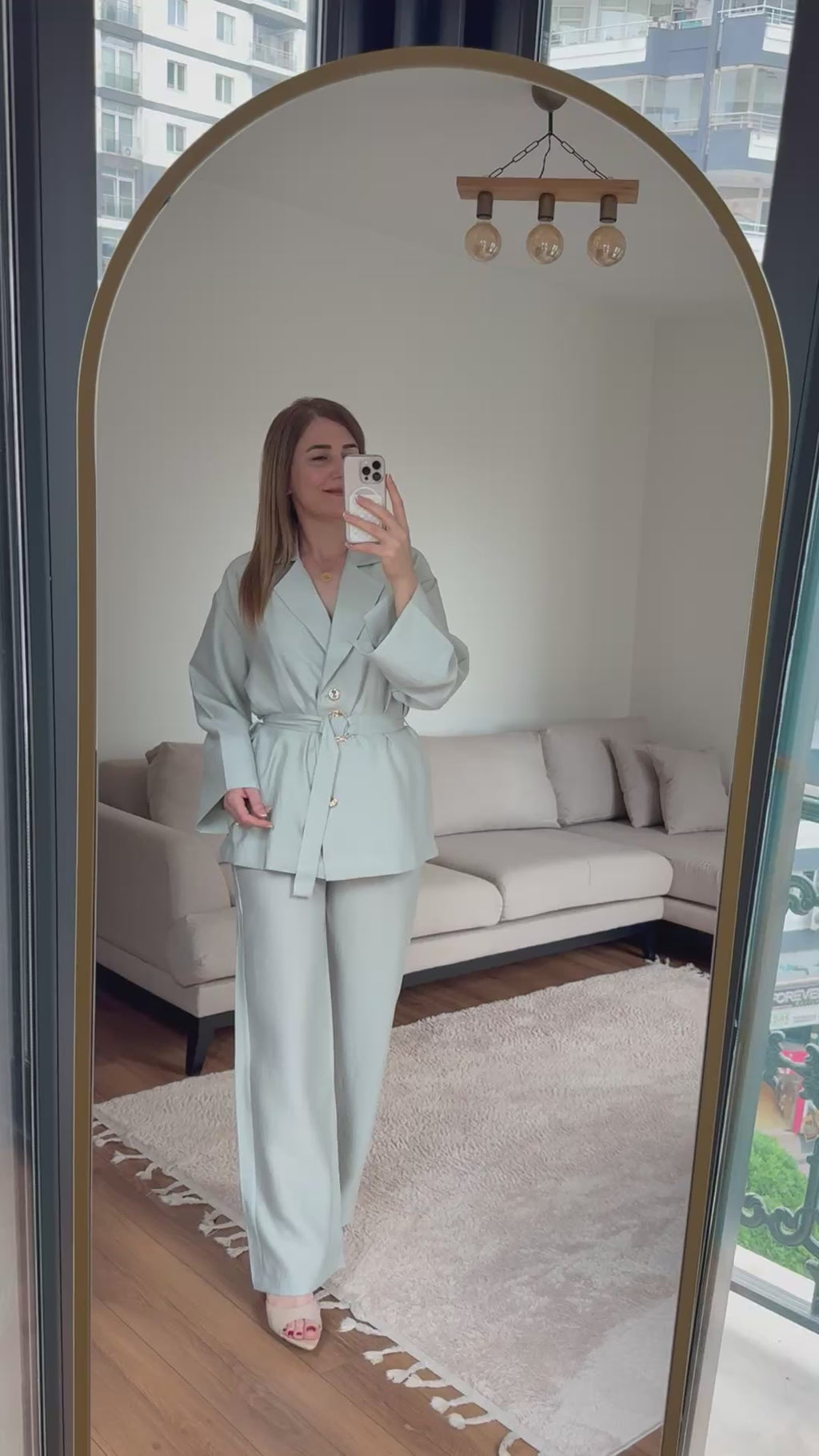 Mint yeşili,toka detaylı takım